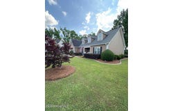 402 Meadowlark Drive, Winterville, NC 28590