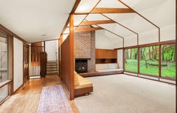 1000 Carolee Lane, Kalamazoo, MI 49008