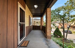 210 Cleveland Ave, Avalon, PA 15202