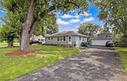 5918 Xerxes Avenue N, Brooklyn Center, MN 55430