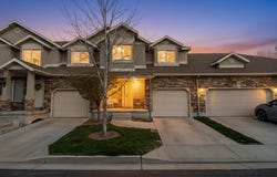 668 E CLEARWATER Dr, Layton, UT 84041