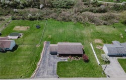 260 N Ben Franklin Rd, White Twp, PA 15701