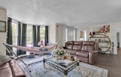 76 Union St, Barre, MA 01005