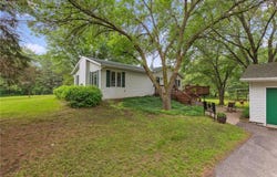 8685 79th Street NW, Annandale, MN 55302