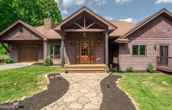 21 Browns Way, Fort Ann, NY 12827