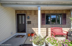 15 Carlow Way, Hazlet, NJ 07730
