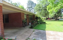 703 10th Street NW, Springhill, LA 71075
