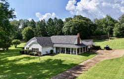 102 Water Oaks Drive, Clinton, MS 39056