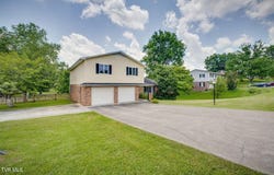 17304 Mary Lee Drive, Abingdon, VA 24210