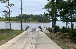 129 Starkey Creek Drive, Swansboro, NC 28584