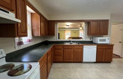 395 E Franklin, Wytheville, VA 24382