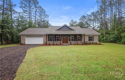 112 Dixie Drive, Springfield, GA 31329