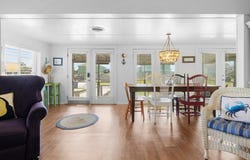 1127 S Live Oak St, ROCKPORT, TX 78382