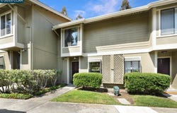324 Eastgate Ln, Martinez, CA 94553