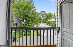 240 E POPLAR STREET, YORK, PA 17403