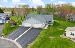 353 Meadowview Court, Baldwin, WI 54002