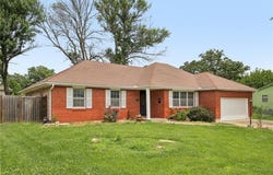 303 Johnson Drive, Warrensburg, MO 64093