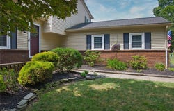 424 Woodlake Drive, Medina, OH 44256