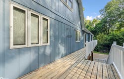 10552 Rolling Hills Drive, Burlington, IA 52601