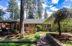 602 S Riverside Harbor Dr, Post Falls, ID 83854