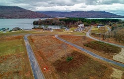 31 Leeward Drive, Jasper, TN 37347