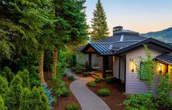 10536 N LAKEVIEW DR, Hayden, ID 83835