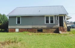 1960 ALEXIS ROAD, CENTRE, AL 35960