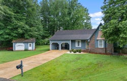 1001 Primrose Cove, Corinth, MS 38834