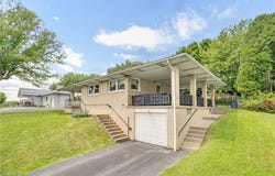 525 Hill Boulevard, East Liverpool, OH 43920