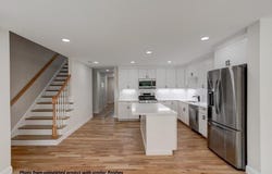 81 School, Lowell, MA 01854