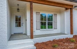 148 Beauchamp Oaks Court, Advance, NC 27006