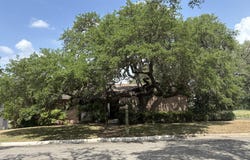 502 Sarah Jo LN, La Grange, TX 78945