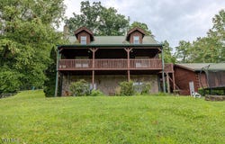 332 Undertaker Boulevard, Clintwood, VA 24228