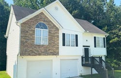 4044 Robin Circle, Atlanta, GA 30349
