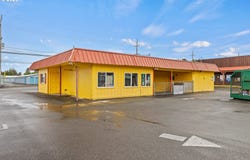 1175 NEWMARK Ave, CoosBay, OR 97420