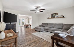 217 Peach St, Baxter, TN 38544
