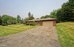 5 Hosford Avenue, North Greenbush, NY 12144