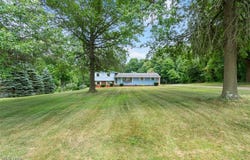 1200 Kenyon Avenue SW, Massillon, OH 44647