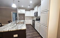 813 PINE RIDGE Court, Pineville, LA 71360