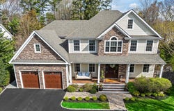 12 Saint Andrews Drive, Huntington, NY 11743