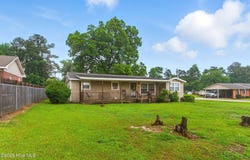 480 Five Bridge Road, Clinton, NC 28328