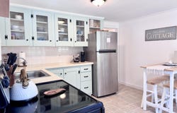 42 Vineyard Avenue, Hyannis, MA 02601
