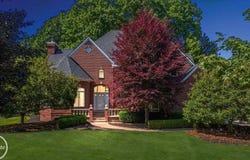 12277 Forest Glen, Shelby Twp, MI 48315-1761
