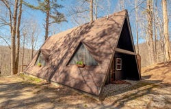 155 Chriscott Lane, Saluda, NC 28773