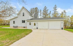 1306 70th Avenue, Roberts, WI 54023