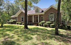 3503 FAIROAKS Dr, Jasper, AL 35504
