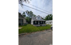 462 BAXTER Court, Canton, IL 61520