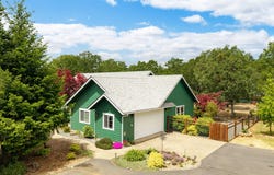 592 Kaneeta Lane, Grants Pass, OR 97526