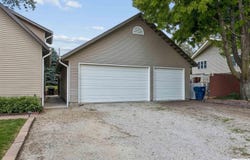 435 B Street, Palmyra, NE 68418