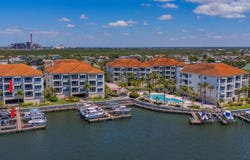 1042 BELLASOL WAY, APOLLO BEACH, FL 33572